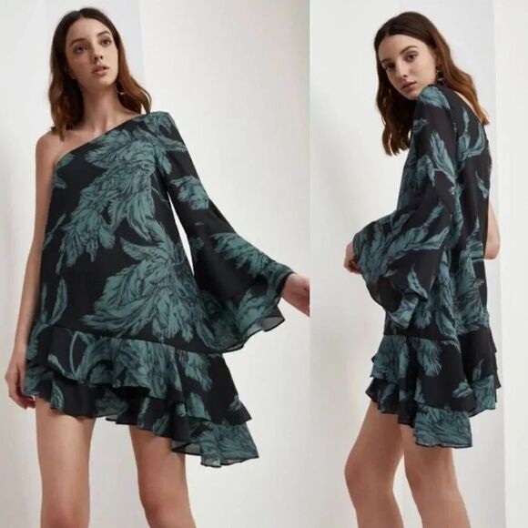 C/MEO Collective Enlighten One Shoulder Long Sleeve Dress Black and Green Sz XS - Picture 1 of 8